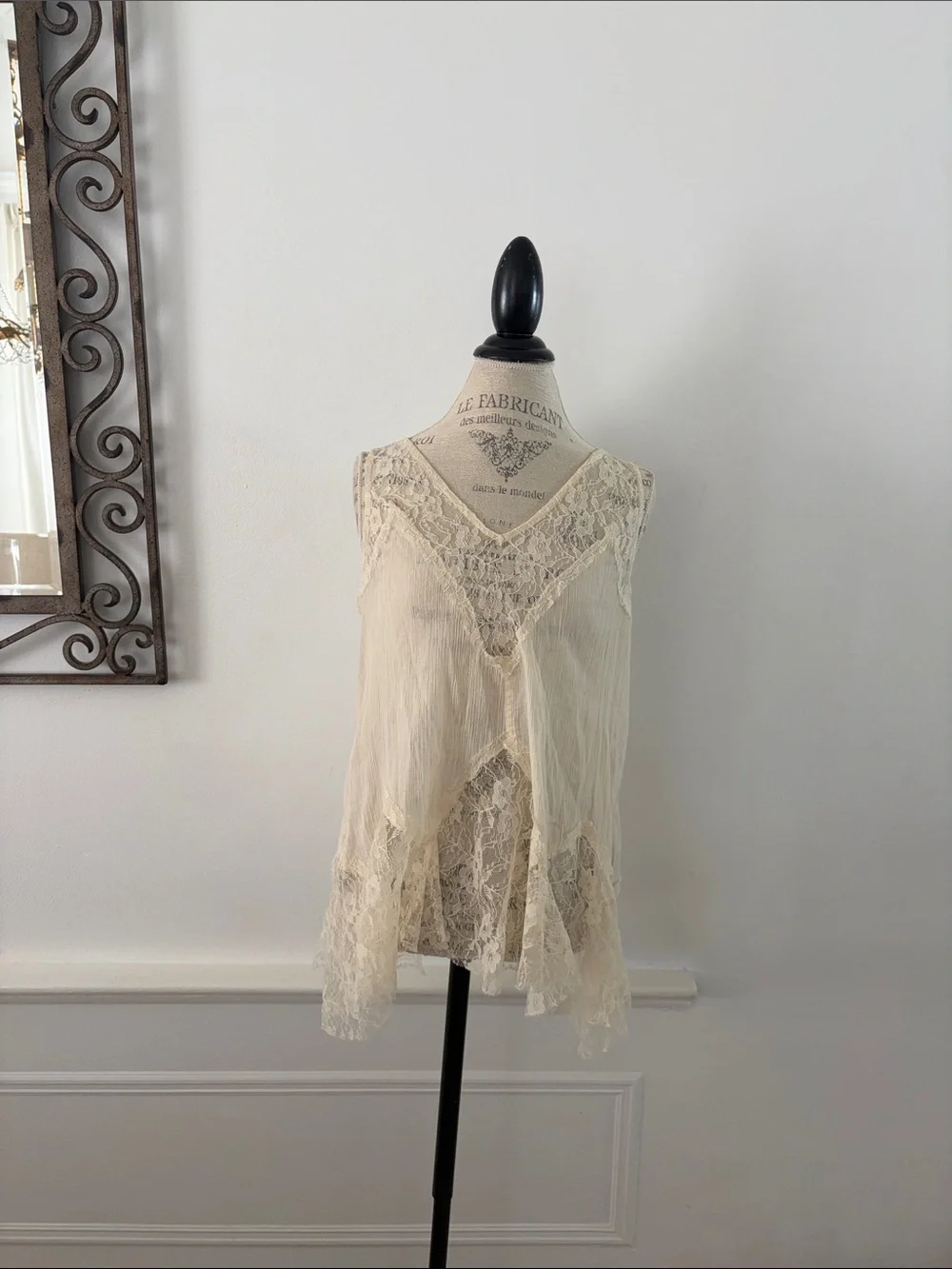 Free People Cream Lace V-Neck Camisole - Picture 1 of 3